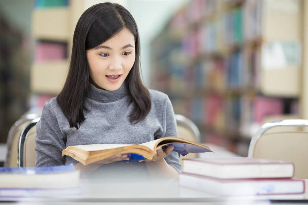 广东石油化工学院图书馆,广东石油化工学院图书馆采用的是哪一种图书分类法